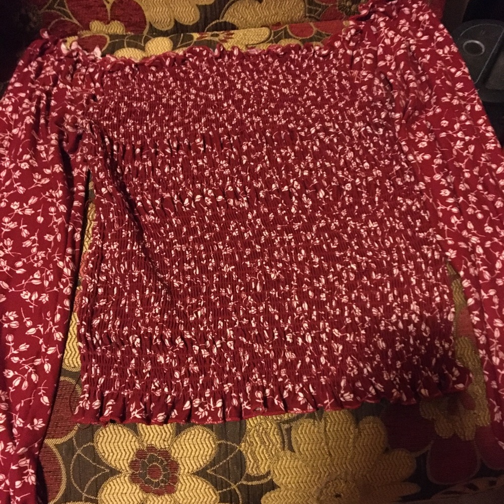 Red long sleeve off the shoulder crop top